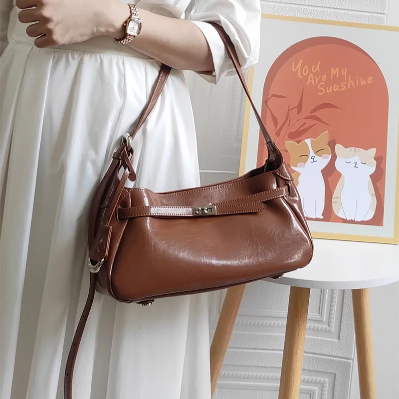 FAIRWHALE Cow Leather Shoulder Bag Regular Women's Mocha/Vintage Red/Premium Black/Moon White-6