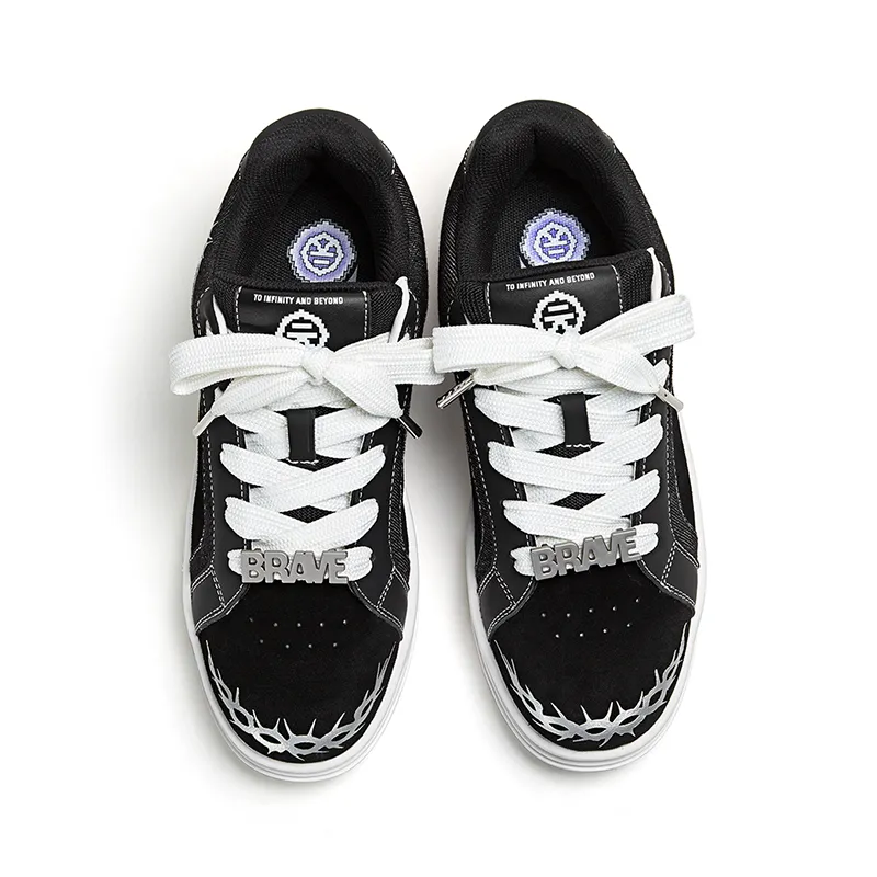 YJ Low Top Skateboard Shoes Men's Black-3