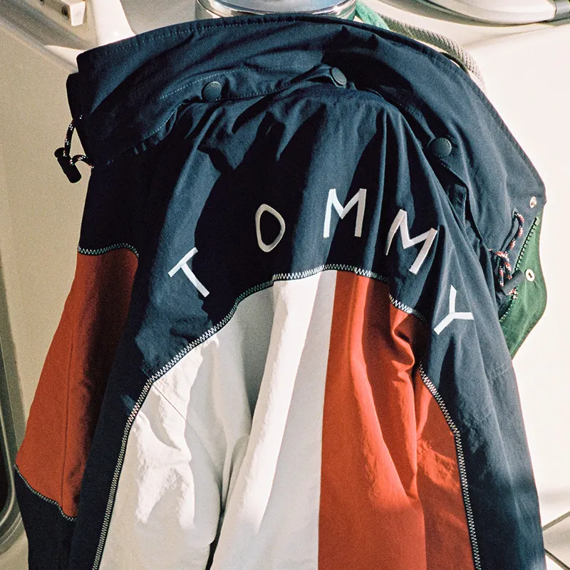 Tommy Hilfiger Reversible Logo print Bomber Jacket-2