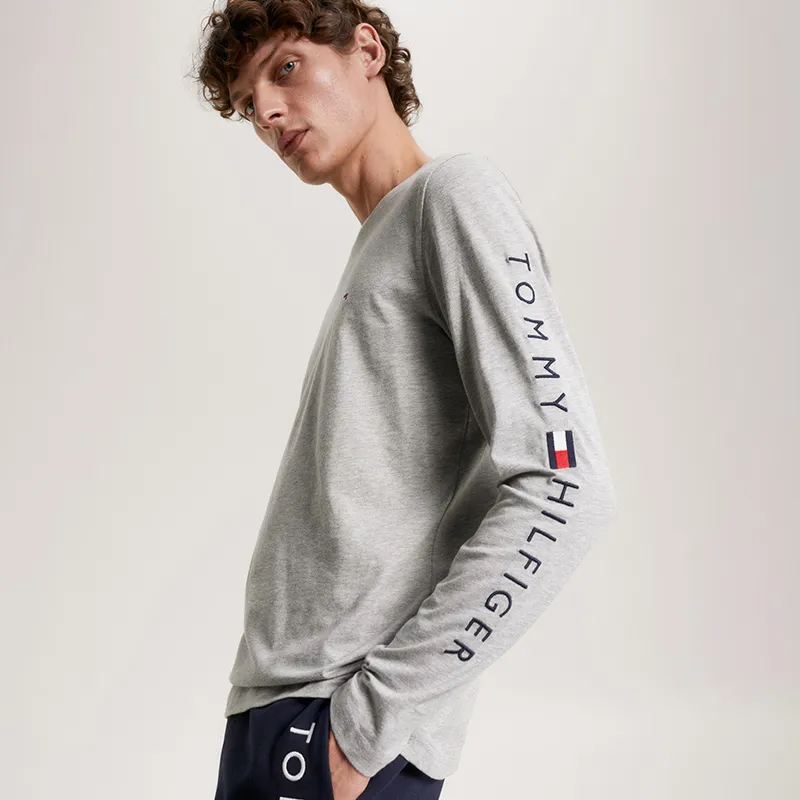 Tommy Hilfiger Logo embroidered T shirt-11
