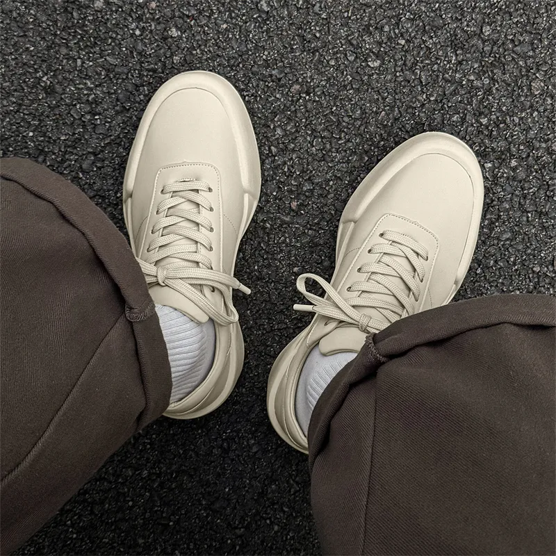 WEISHIBANGWEI Height Increasing Low Top Skateboard Shoes Unisex White-5