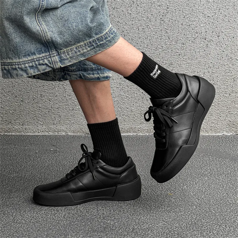 WEISHIBANGWEI Height Increasing Low Top Skateboard Shoes Unisex Black-4
