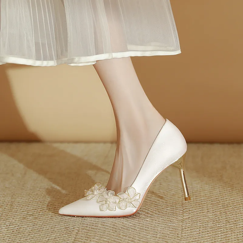 WEISHIBANGWEI Slim Heel High Heels 6.5CM Women's White-4