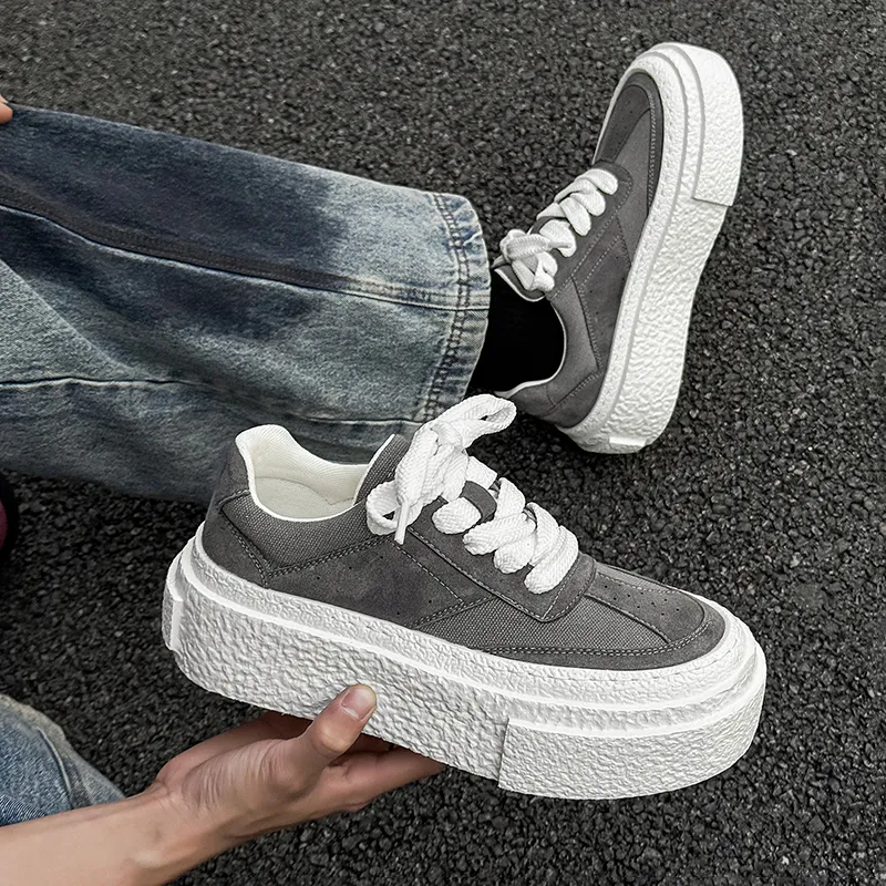 WEISHIBANGWEI Height Increasing Low Top Skateboard Shoes Men's Gray-1