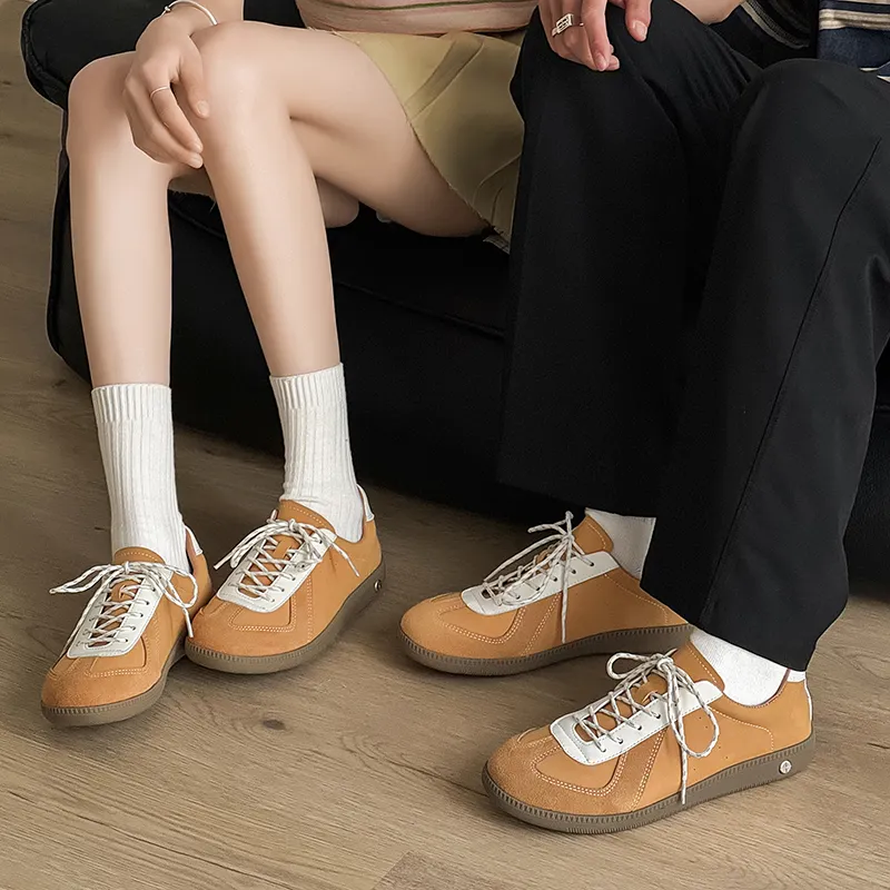 WEISHIBANGWEI Skateboard Shoes Unisex Ginger Yellow-1