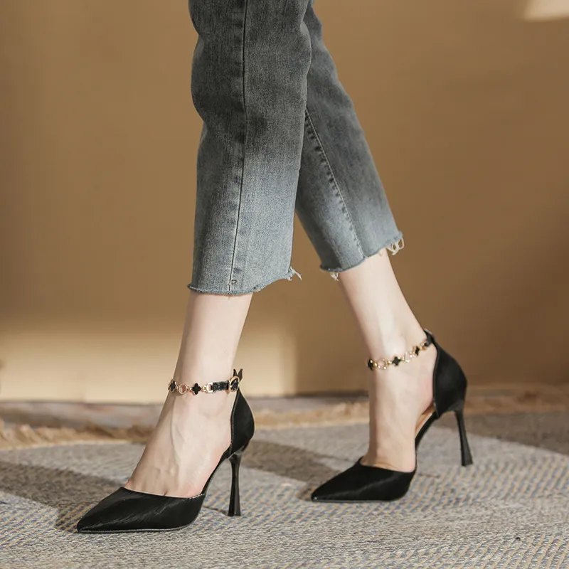 WEISHIBANGWEI Slim Heel High Heels Women's-9