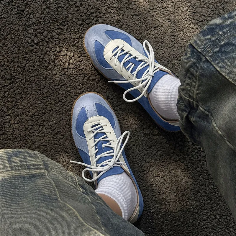 WEISHIBANGWEI Low Top Skateboard Shoes Men's Blue-1