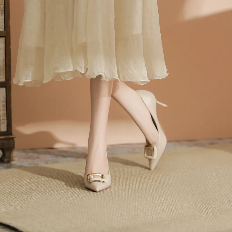 WEISHIBANGWEI Slim Heel High Heels Women's-6