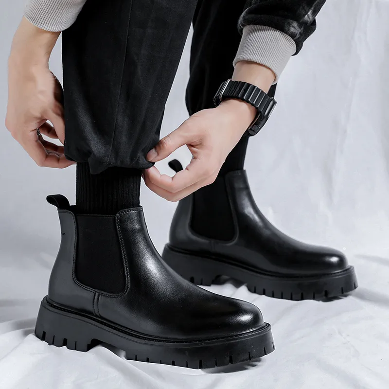 WEISHIBANGWEI Short Chelsea Boots Men's Black-2