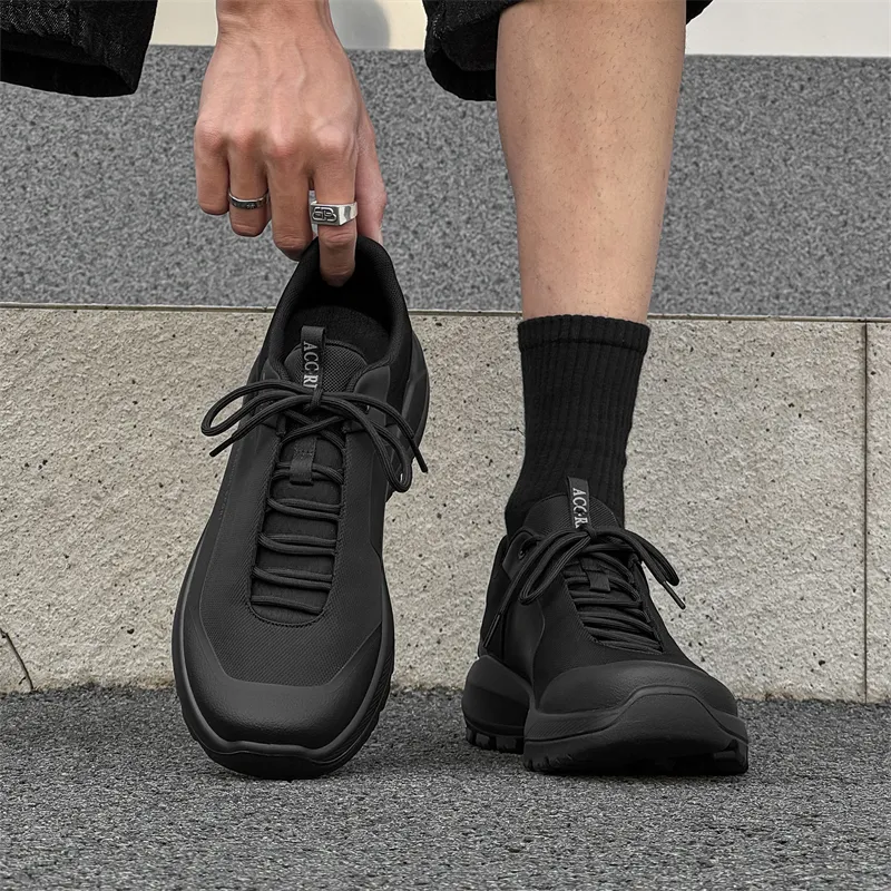 WEISHIBANGWEI Slip Resistant Low Top Casual Shoes Men's Black-2