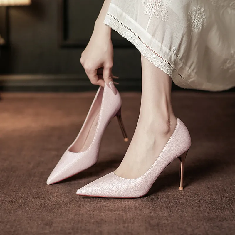 WEISHIBANGWEI Slim Heel High Heels Women's-1