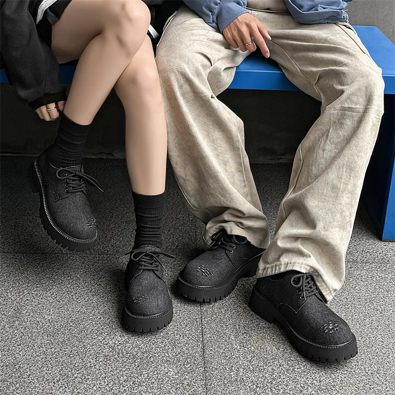 WEISHIBANGWEI Height Increasing Low Top Casual Shoes Unisex Black-1