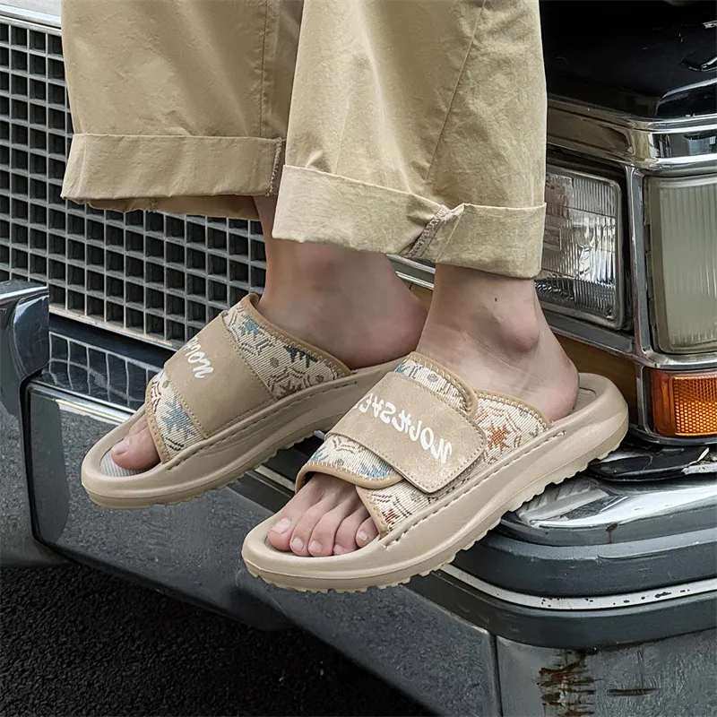 WEISHIBANGWEI Slip Resistant Odor Resistant Slide Slippers Men's Khaki With White-3
