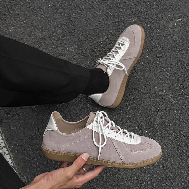 WEISHIBANGWEI Low Top Skateboard Shoes Men's Beige Brown-4