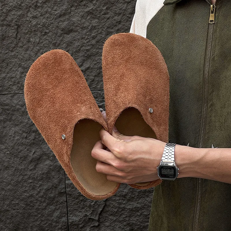 WEISHIBANGWEI Rubber Sole Slip Resistant Closed Toe Slippers Unisex Camel-1