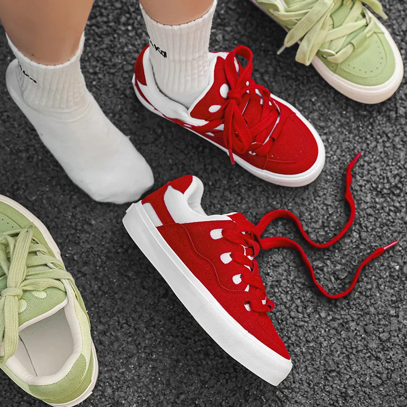 WEISHIBANGWEI Wear resistant Lightweight Breathable And Non slip. Low Top Skateboard Shoes Unisex-23