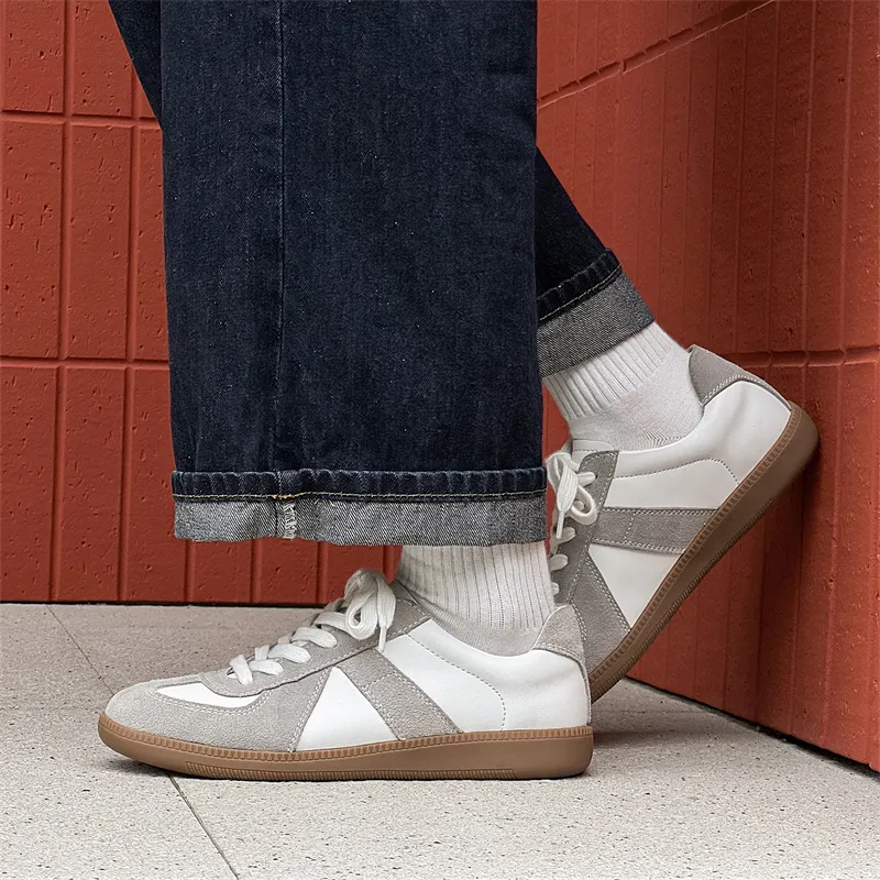 WEISHIBANGWEI Low Top Skateboard Shoes Unisex White-6