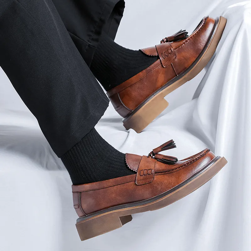 WEISHIBANGWEI Loafers Medium Heel Men's Black-14