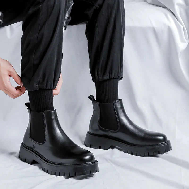 WEISHIBANGWEI Short Chelsea Boots Men's Black-7