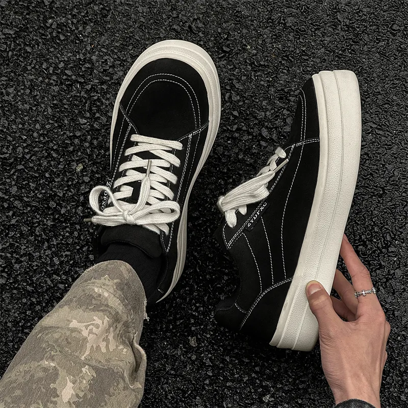 WEISHIBANGWEI Height Increasing Low Top Canvas Shoes Men's Black-2