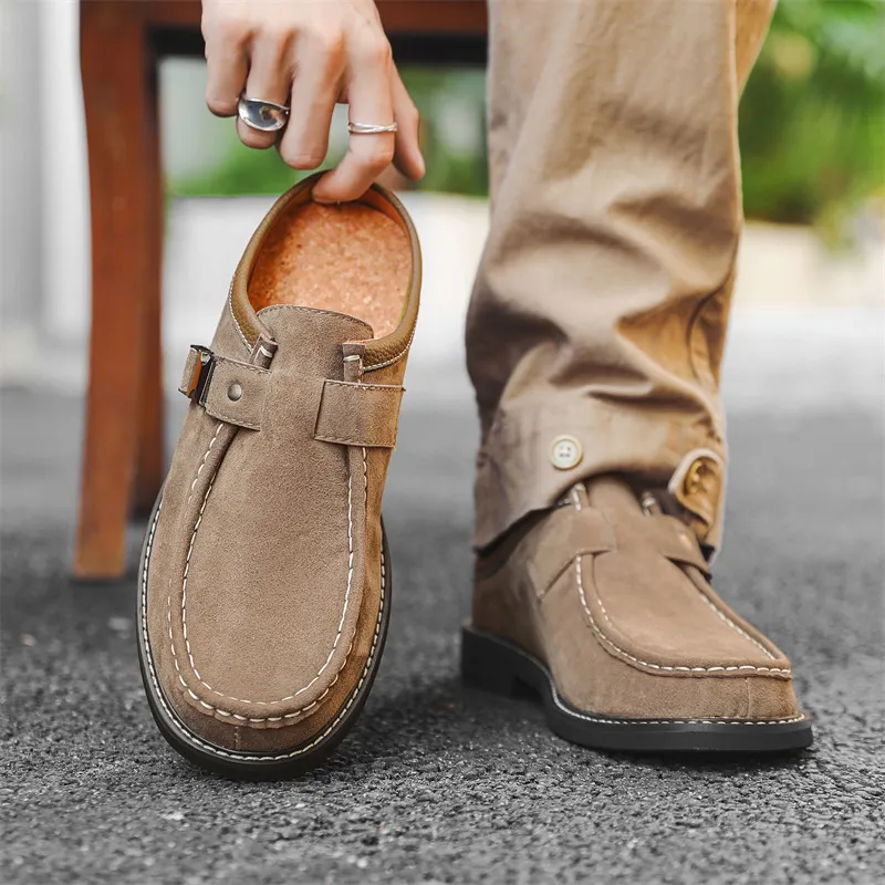 WEISHIBANGWEI Rubber Sole Stitching Slip Resistant Closed Toe Slippers Men's Khaki-1
