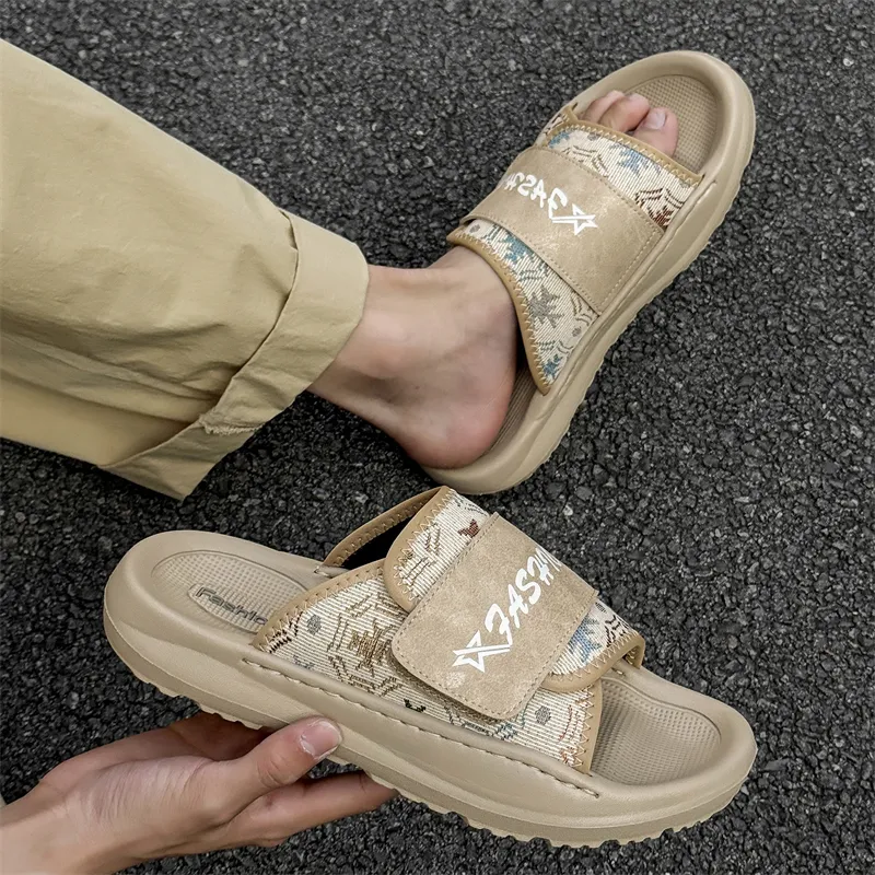 WEISHIBANGWEI Slip Resistant Odor Resistant Slide Slippers Men's Khaki With White-1