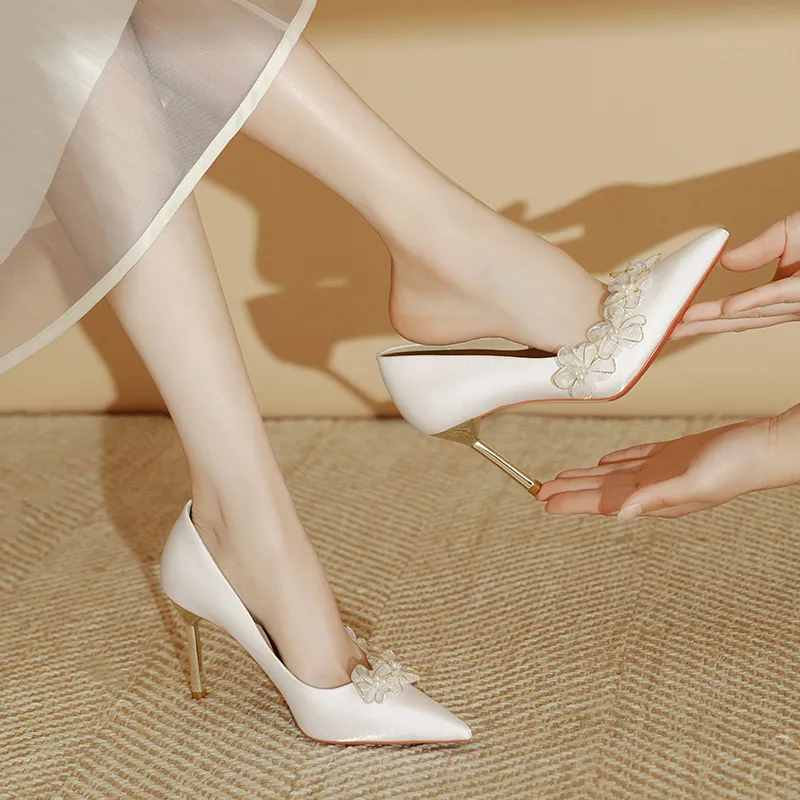 WEISHIBANGWEI Slim Heel High Heels 6.5CM Women's White-7