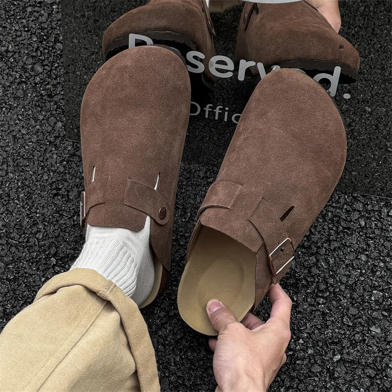 WEISHIBANGWEI Rubber Sole Closed Toe Slippers Unisex Brown-1