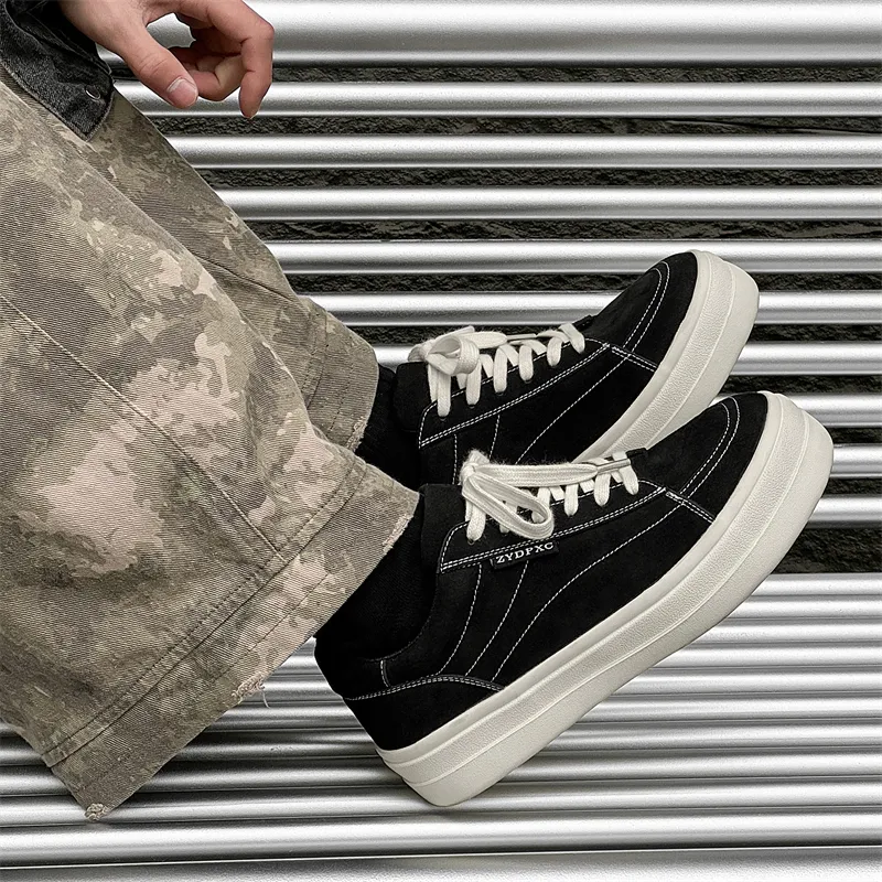WEISHIBANGWEI Height Increasing Low Top Canvas Shoes Men's Black-4
