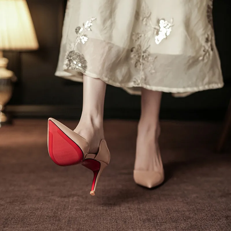 WEISHIBANGWEI Slim Heel High Heels Women's-6