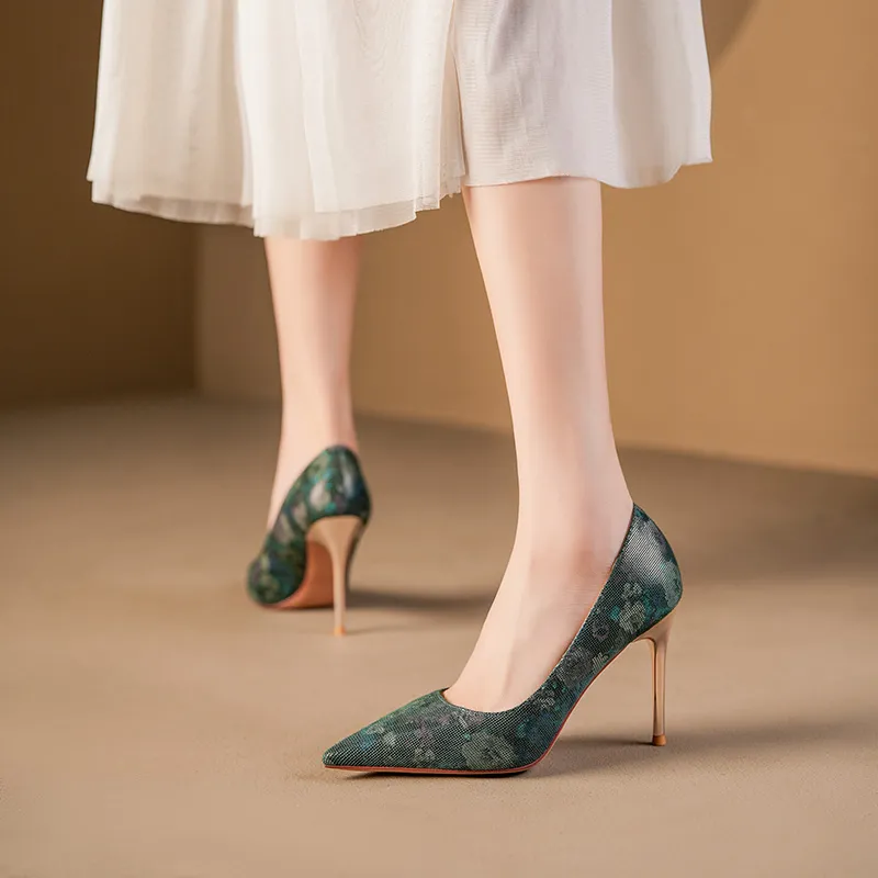WEISHIBANGWEI Slim Heel High Heels Women's-10
