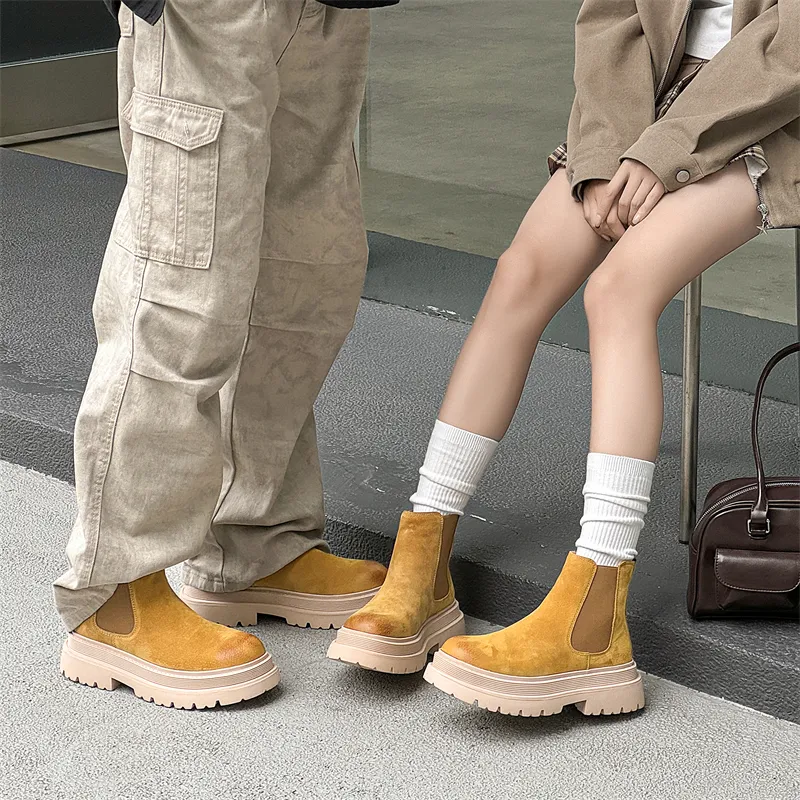 WEISHIBANGWEI Short Chelsea Boots Unisex-9