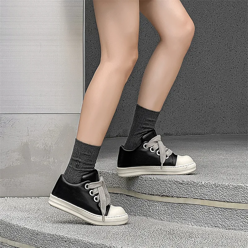WEISHIBANGWEI Low Top Skateboard Shoes Unisex Black-10