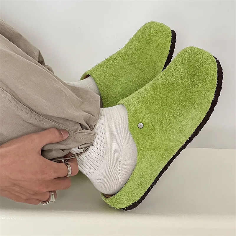 WEISHIBANGWEI Rubber Sole Slip Resistant Closed Toe Slippers Unisex Apple Green-6