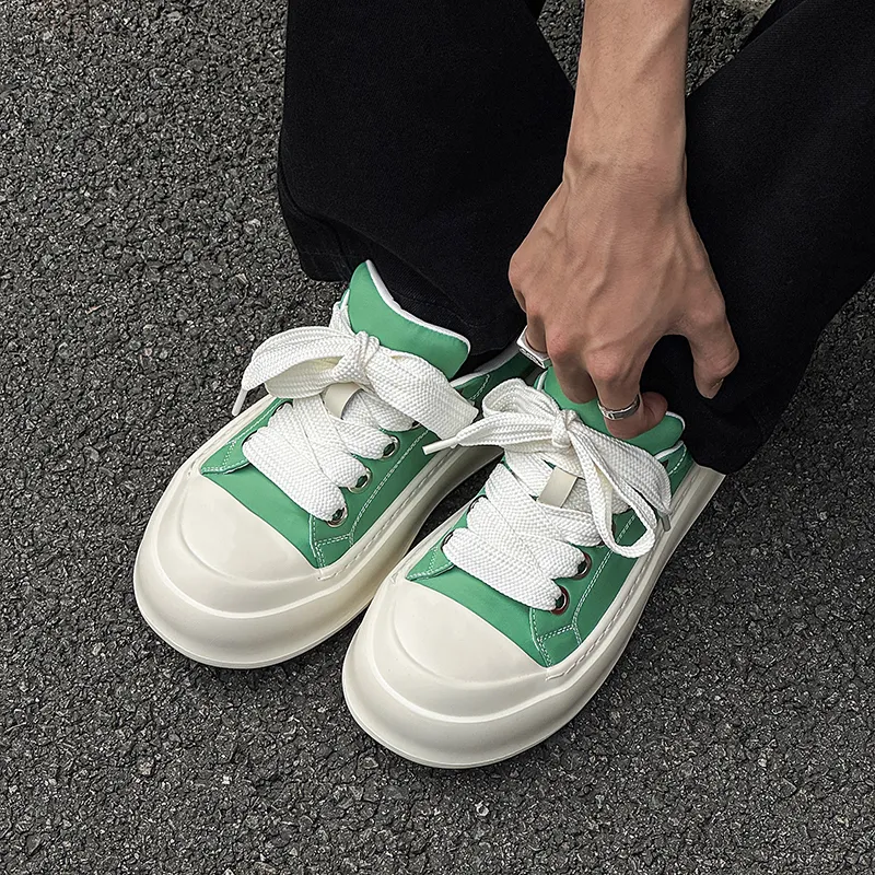 WEISHIBANGWEI Low Top Skateboard Shoes Men's Green-1
