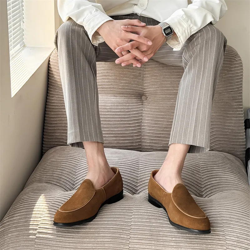 WEISHIBANGWEI Loafers Men's Yellow-3