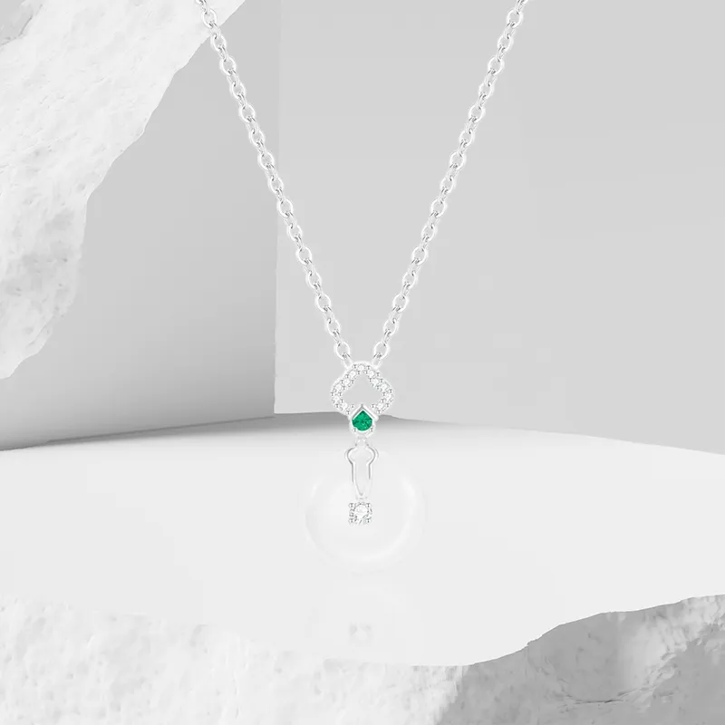 Thuban Ark Chalcedony Necklaces Women's-2