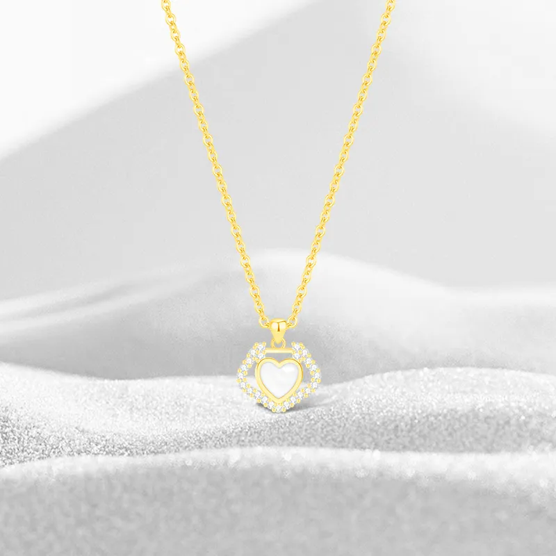 Thuban Ark Chalcedony Necklaces Women's-3