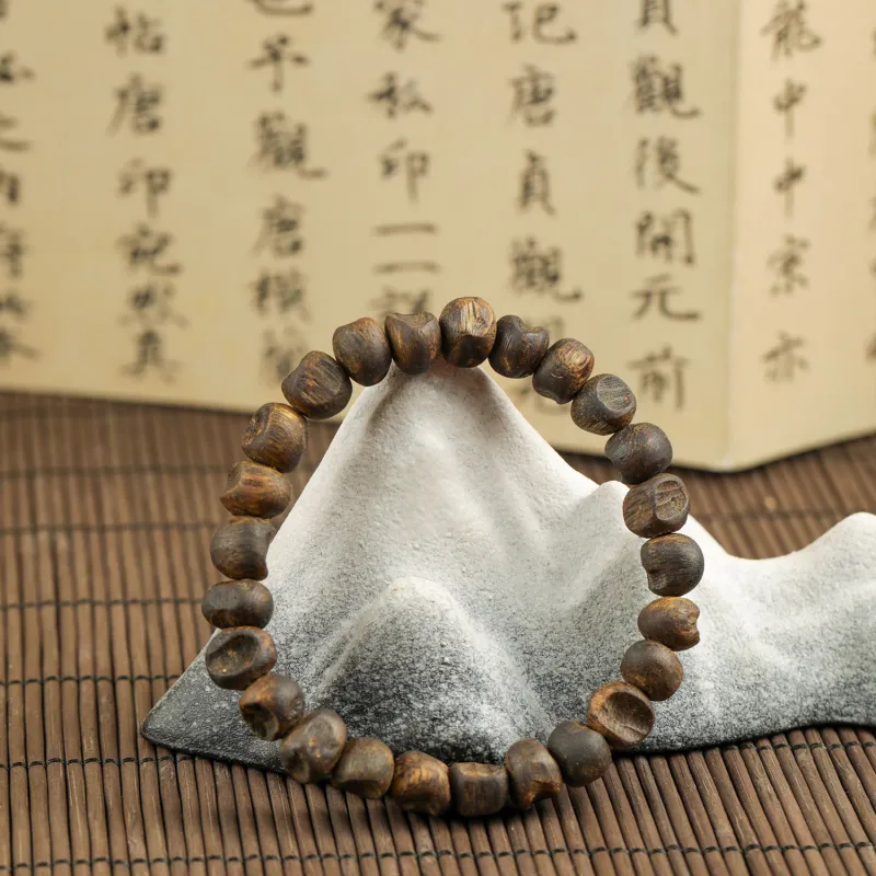Three Treasures Kyara Bracelets Unisex-2
