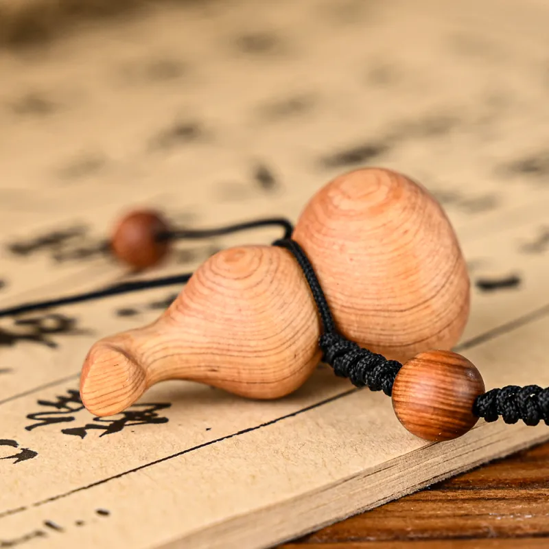 Tianzong Green Sandalwood Collectible Unisex-8