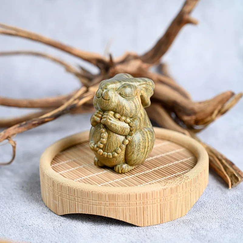 Tianzong Green Sandalwood Ornaments Unisex-4
