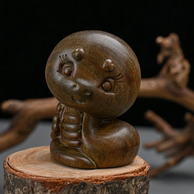Tianzong Green Sandalwood Ornaments Unisex-1
