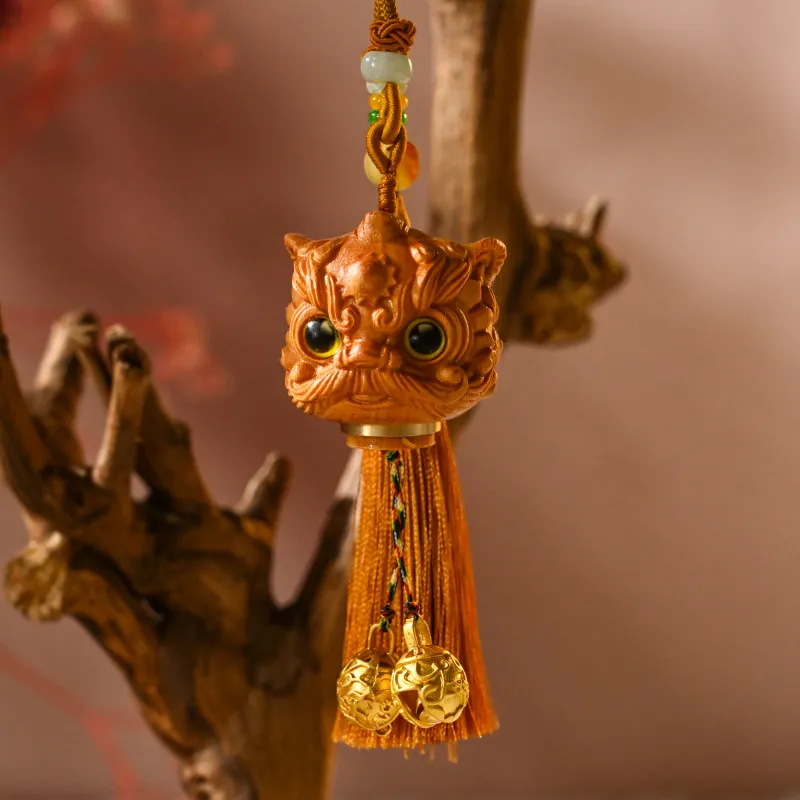 Tianzong Golden Sandalwood Pendants Unisex-4