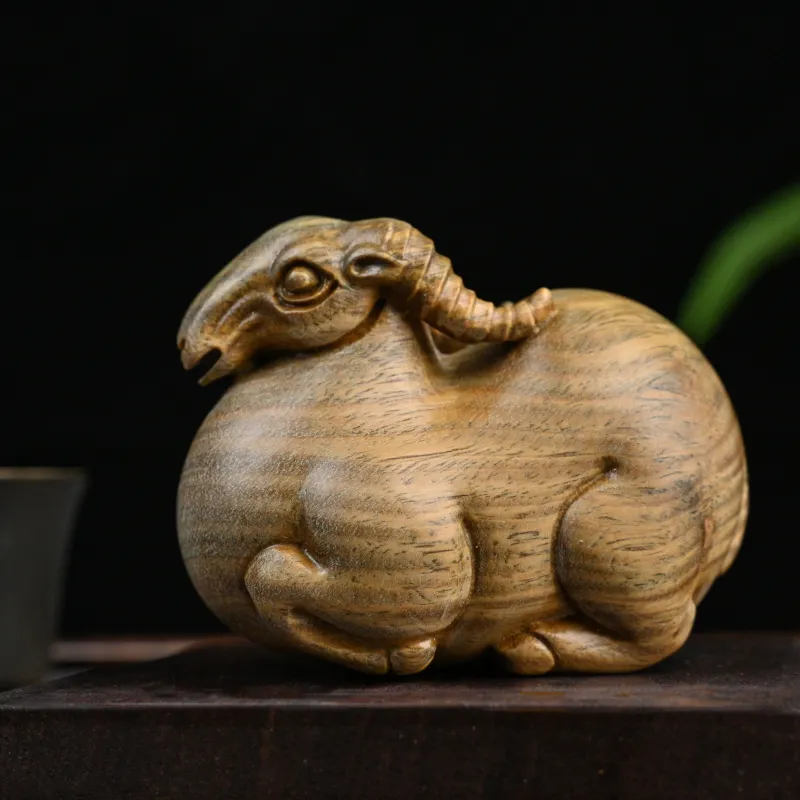 Tianzong Green Sandalwood Wooden Ornaments Unisex-3