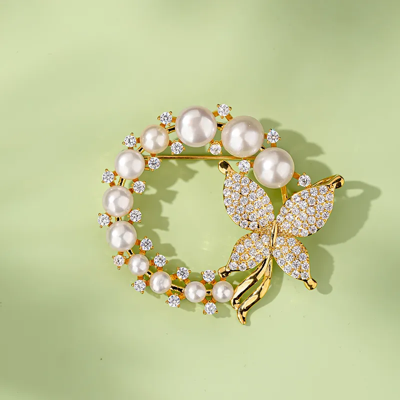 Encounter Gift Pearl Brooches Unisex-6