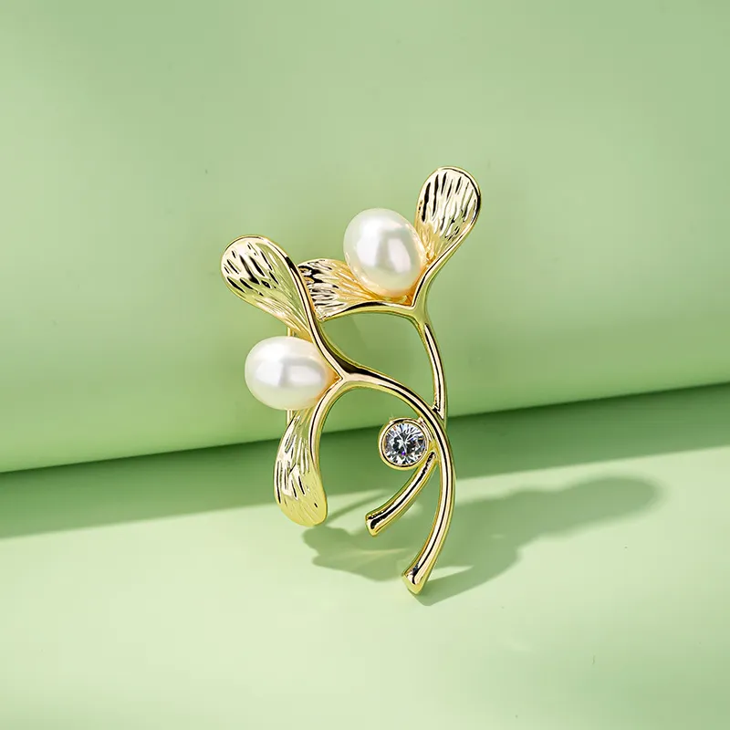 Encounter Gift Freshwater Pearl Brooches Women's-1