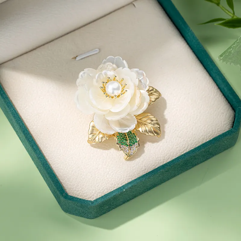 Encounter Gift Pearl Brooches Women's-4