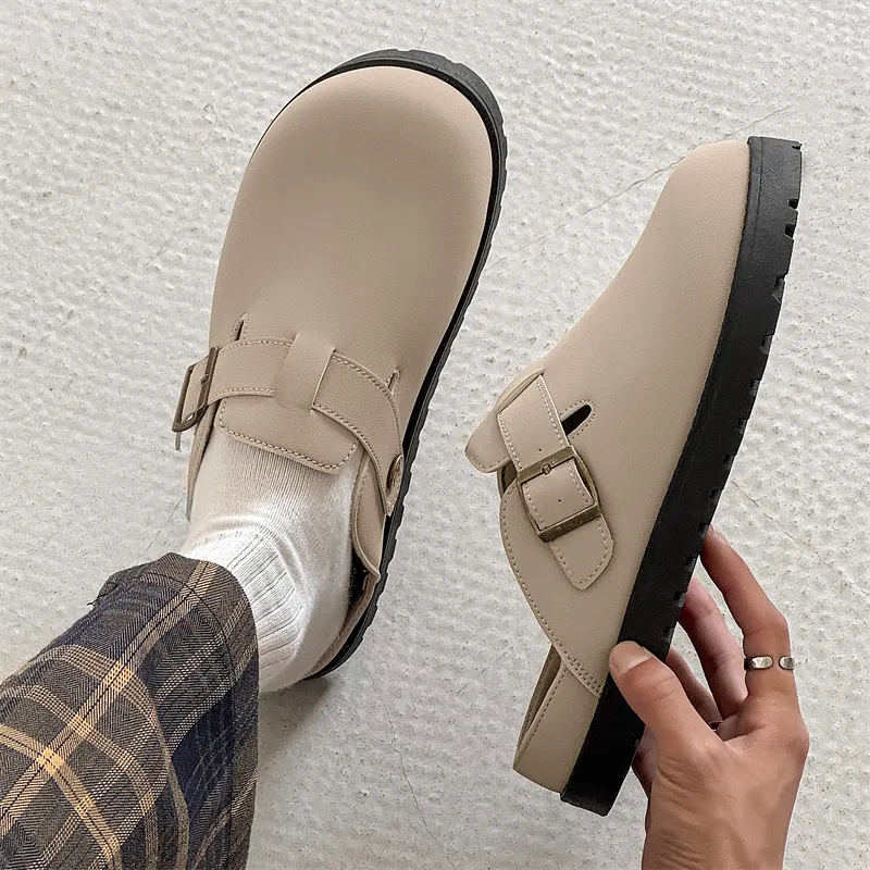 BOREE Closed Toe Slippers Men's-8