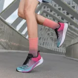 Moto låga sneakers