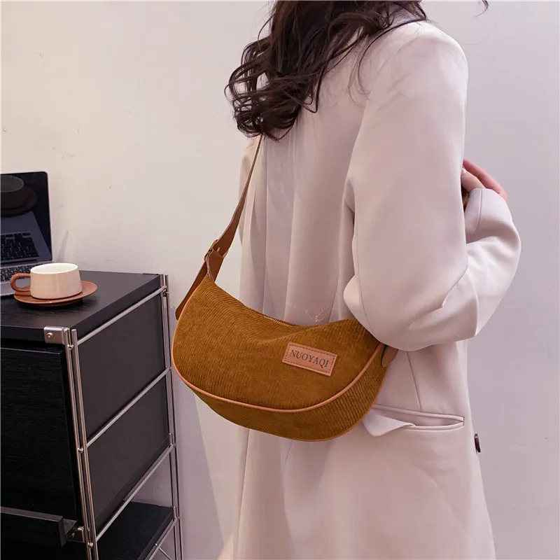 Cwatcun Corduroy Shoulder Bag Regular Women's Black/White/Brown-15